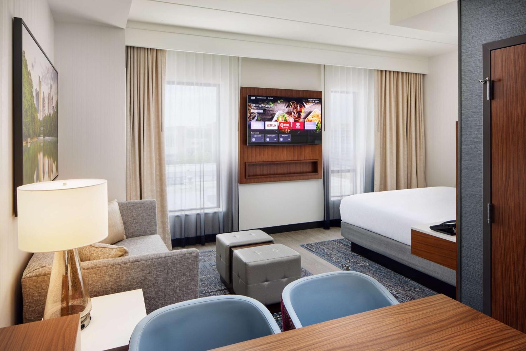 Hapeville Embassy Suites By Hilton Atlanta Airport North מראה חיצוני תמונה