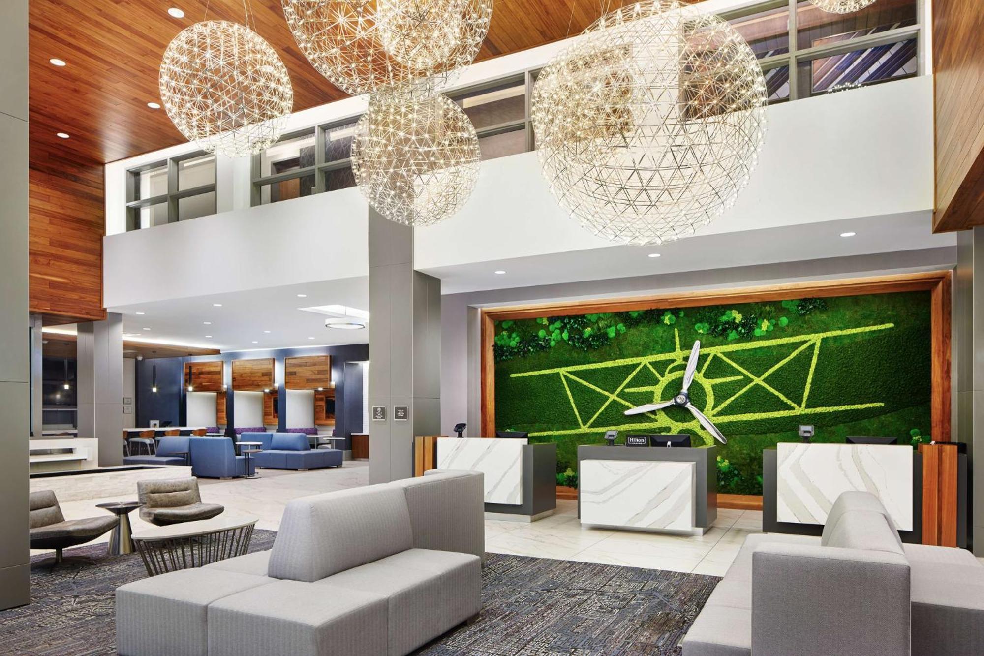 Hapeville Embassy Suites By Hilton Atlanta Airport North מראה חיצוני תמונה